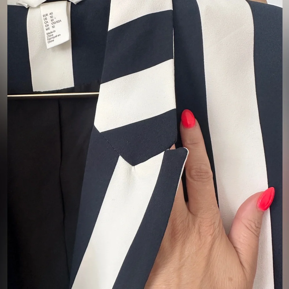H&M Navy and White Striped Blazer - Picture 2 of 13